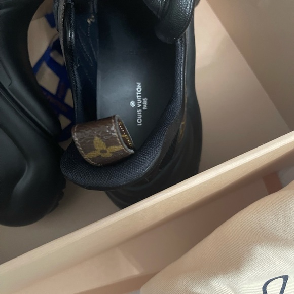 Louis Vuitton Archlight Sneaker - Picture 3 of 7